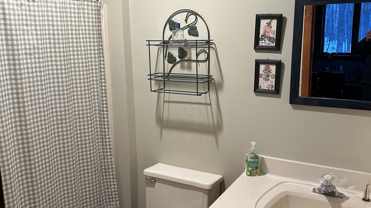 Photo of Bathroom in Londonderry
