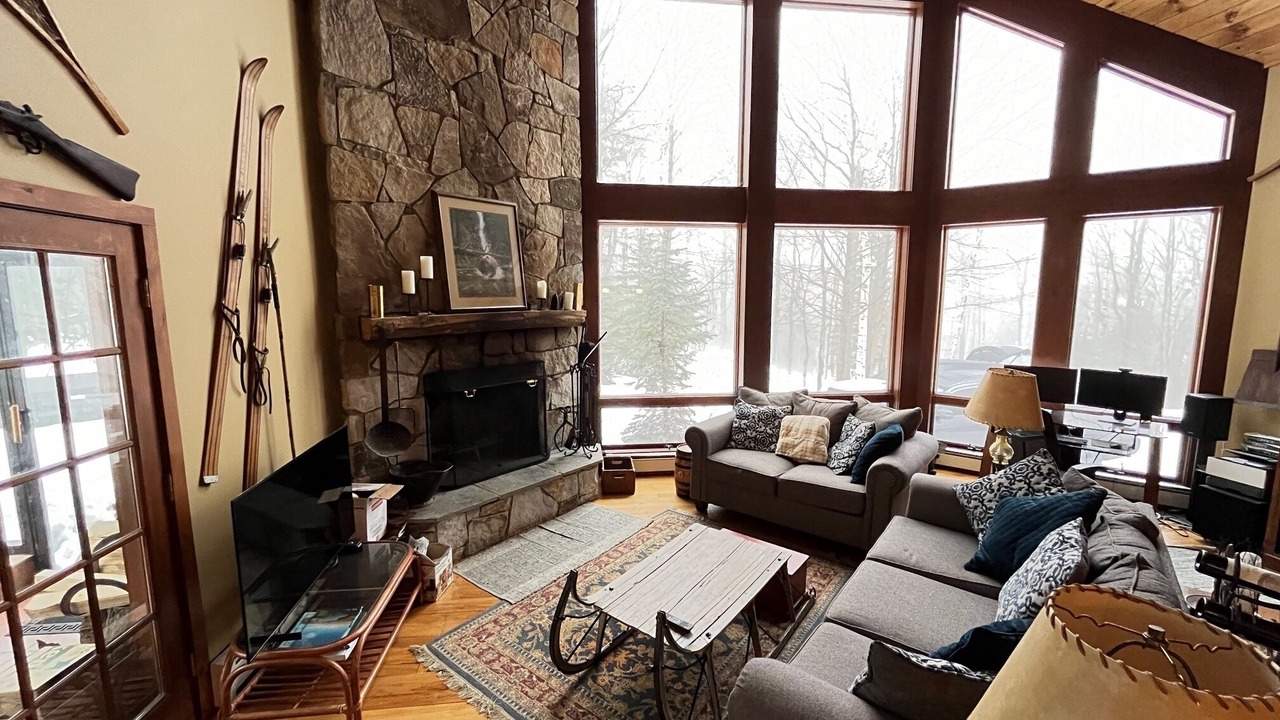 Photo of Livingroom in Londonderry