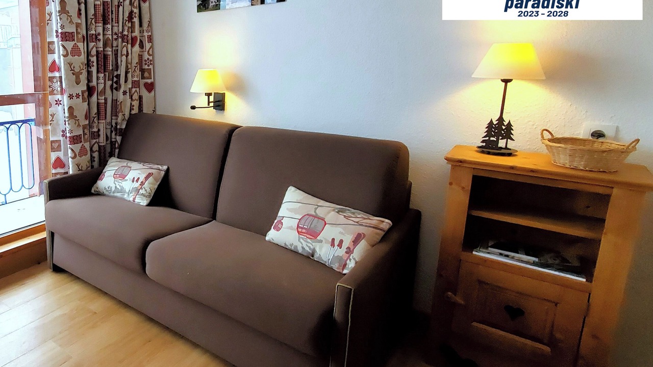 Photo of Livingroom in Arc-1800