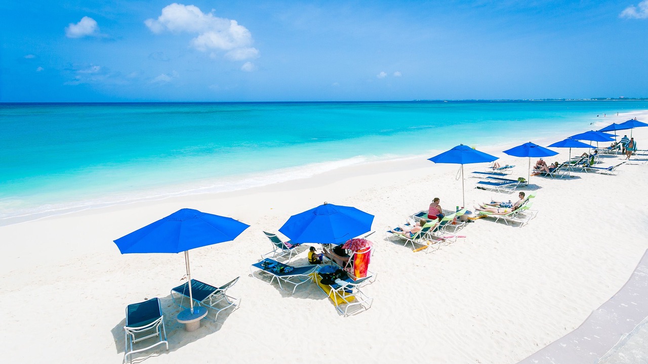 Photo of Others in Seven Mile Beach