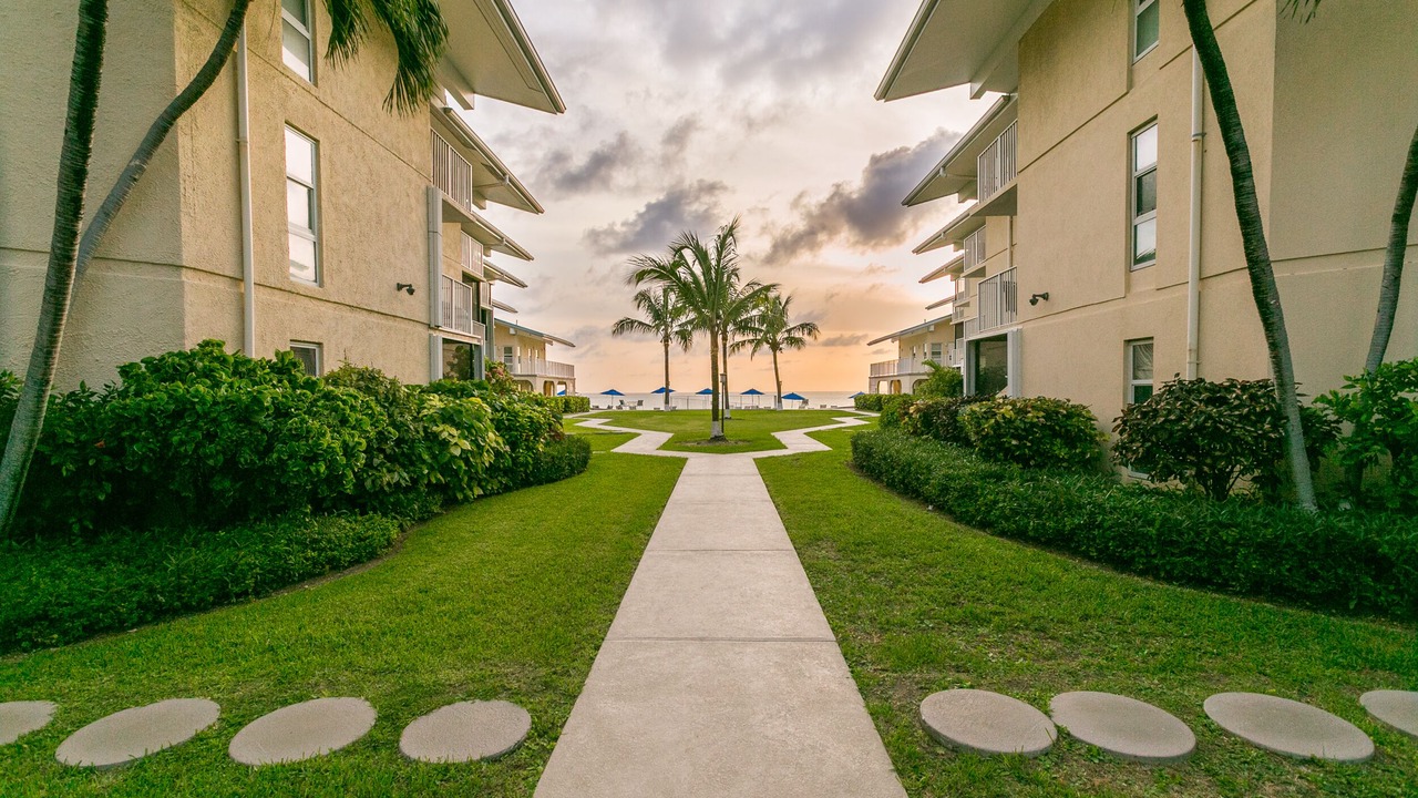 Photo of Outdoor in Seven Mile Beach