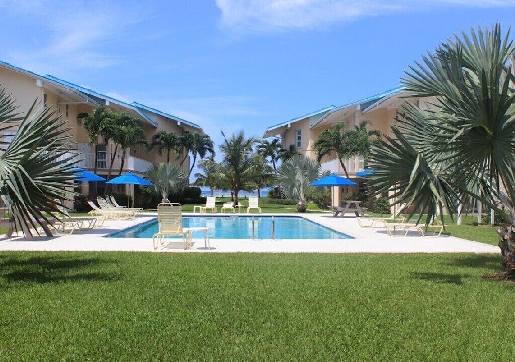 Photo of Outdoor in Seven Mile Beach