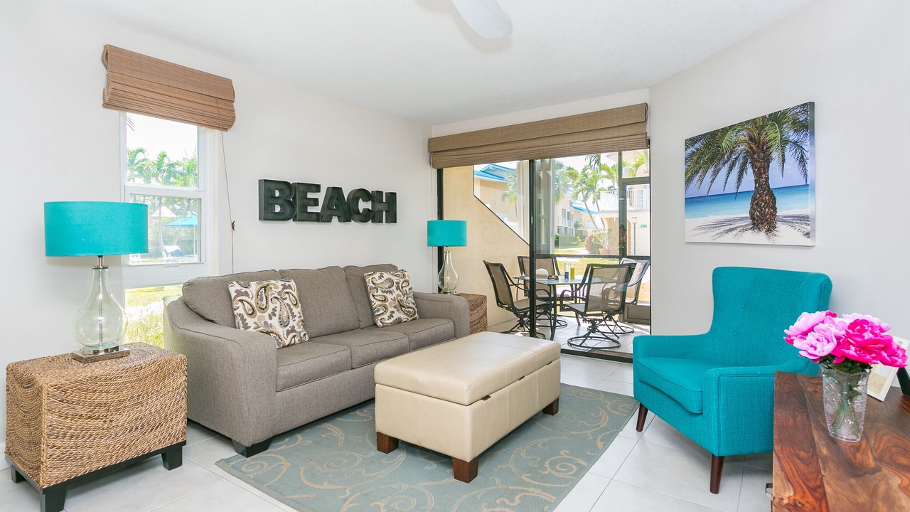 Photo of Livingroom in Seven Mile Beach