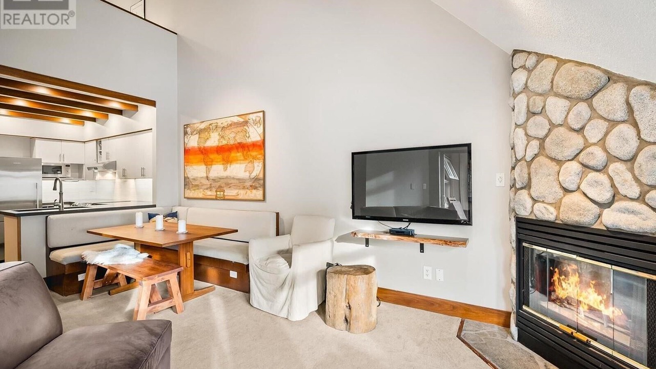 Photo of Livingroom in Whistler Creekside