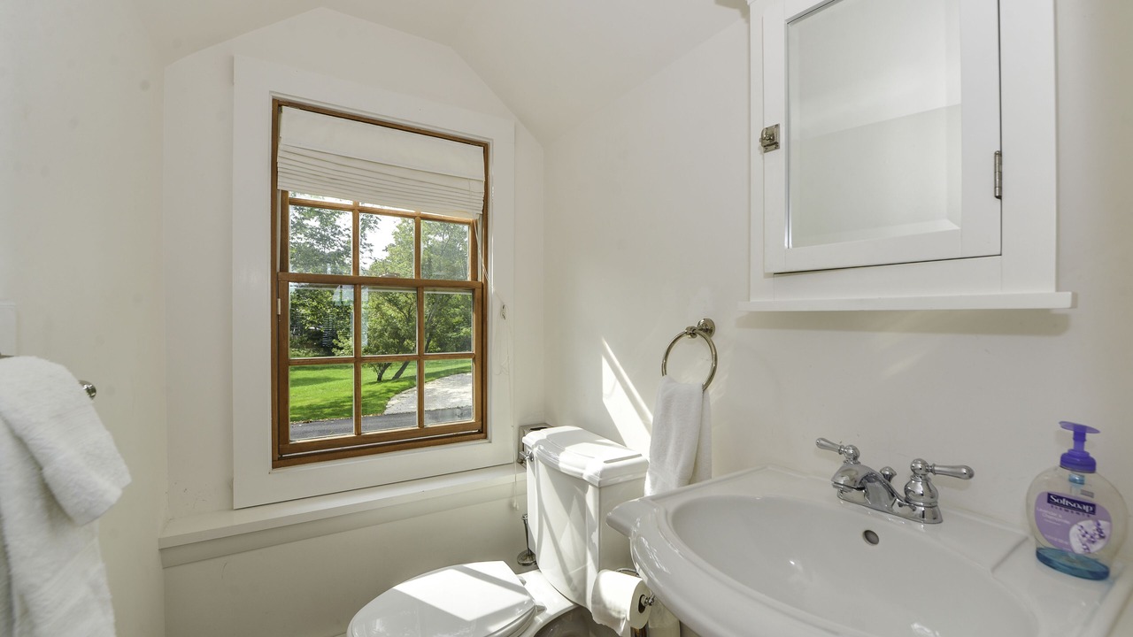Photo of Bathroom in Coecles Harbor