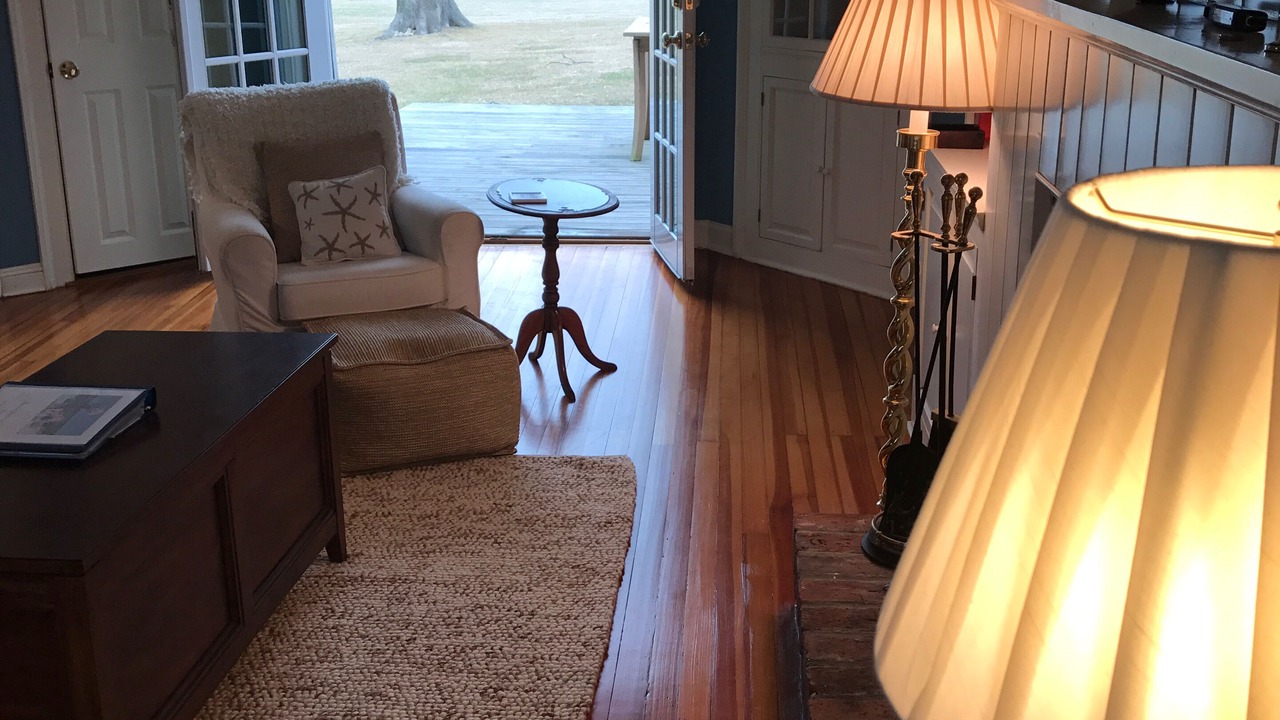 Photo of Livingroom in Coecles Harbor