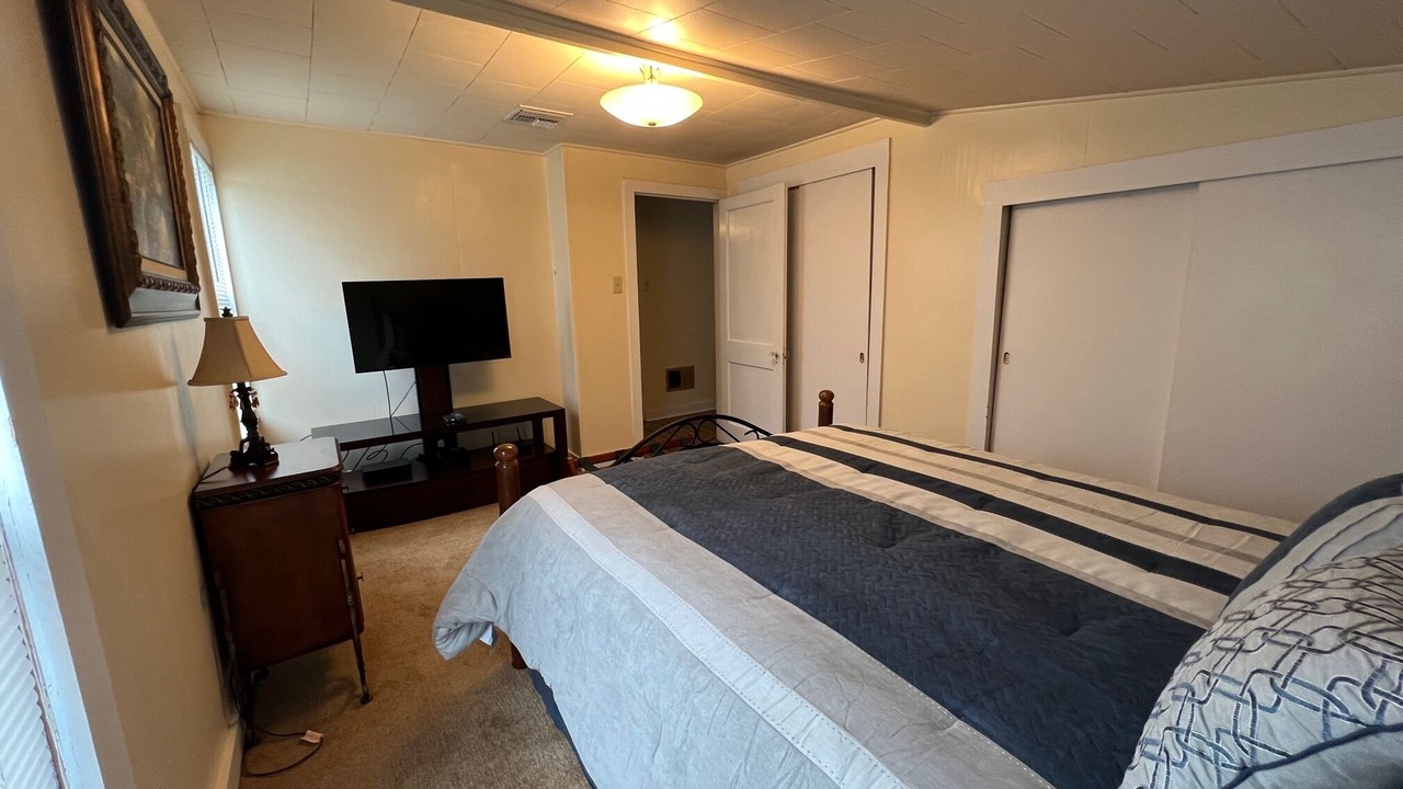 Photo of Bedroom in Scott