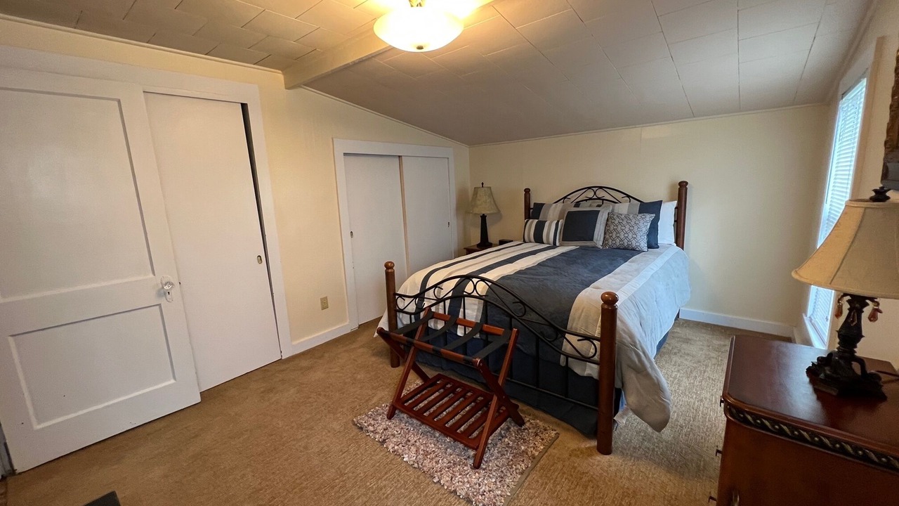 Photo of Bedroom in Scott