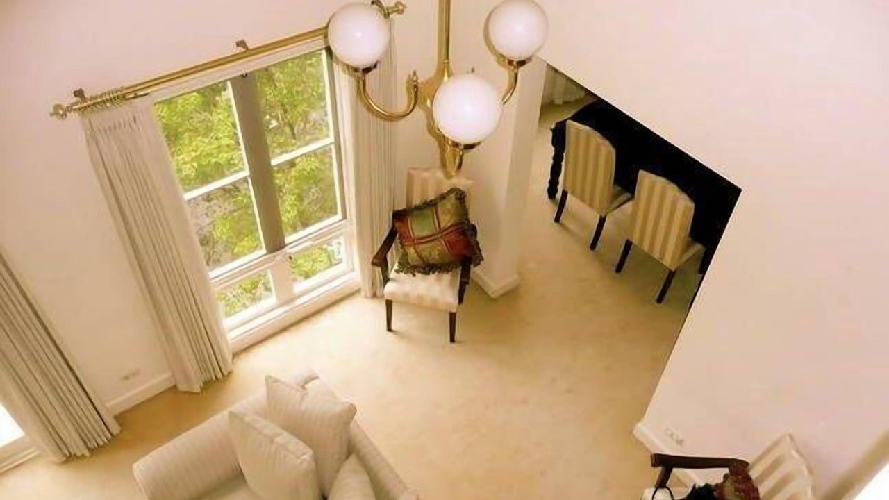 Photo of Livingroom in East Melbourne