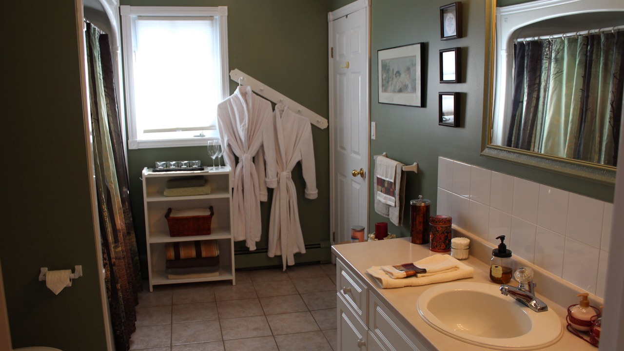 Photo of Bathroom in Winsloe