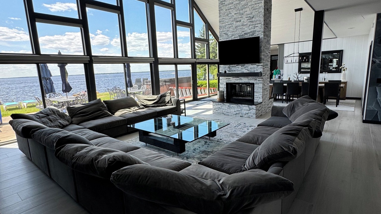 Photo of Livingroom in Arkdale