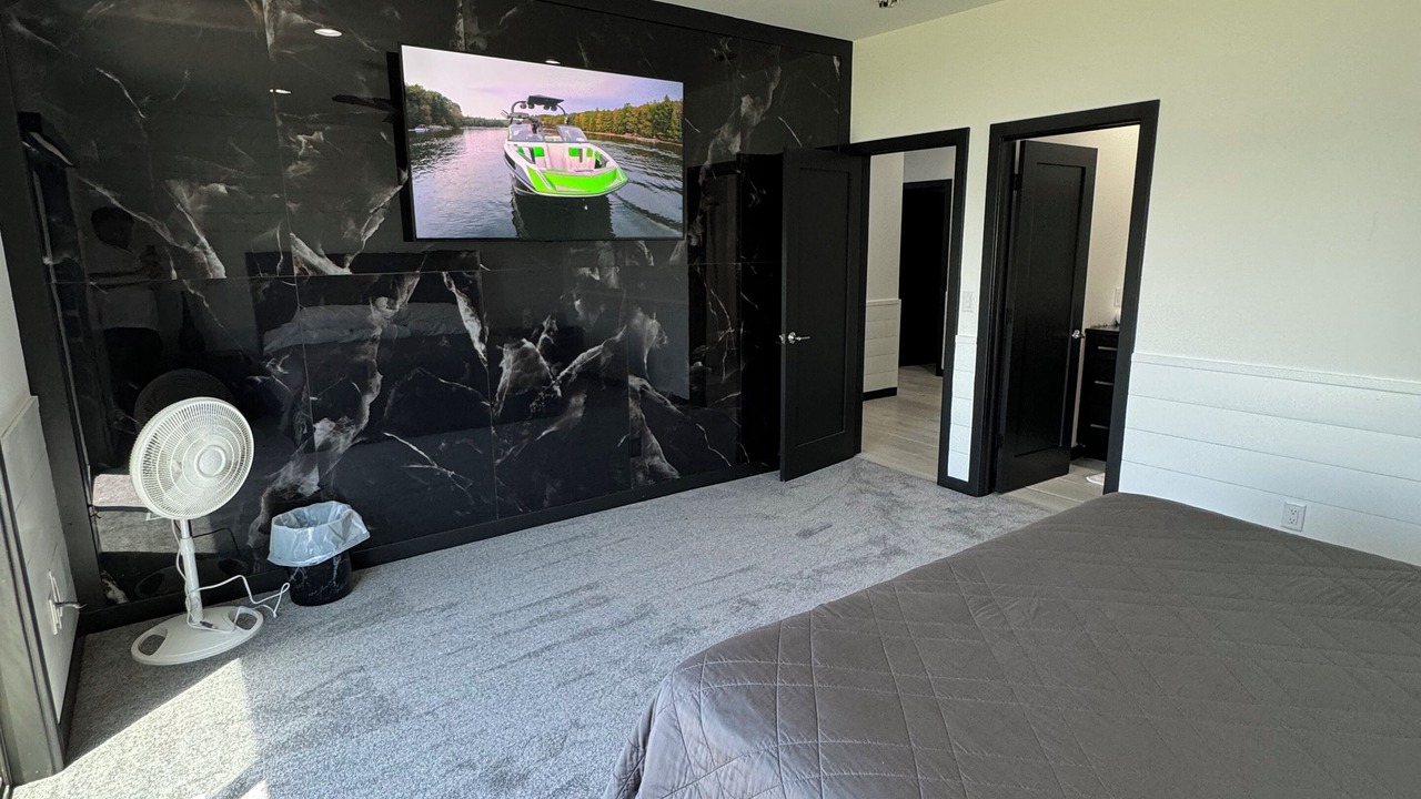 Photo of Bedroom in Arkdale