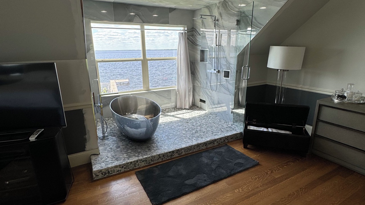 Photo of Bathroom in Arkdale