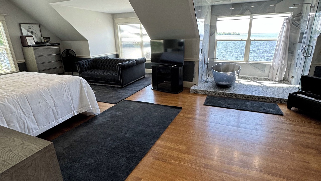 Photo of Bedroom in Arkdale
