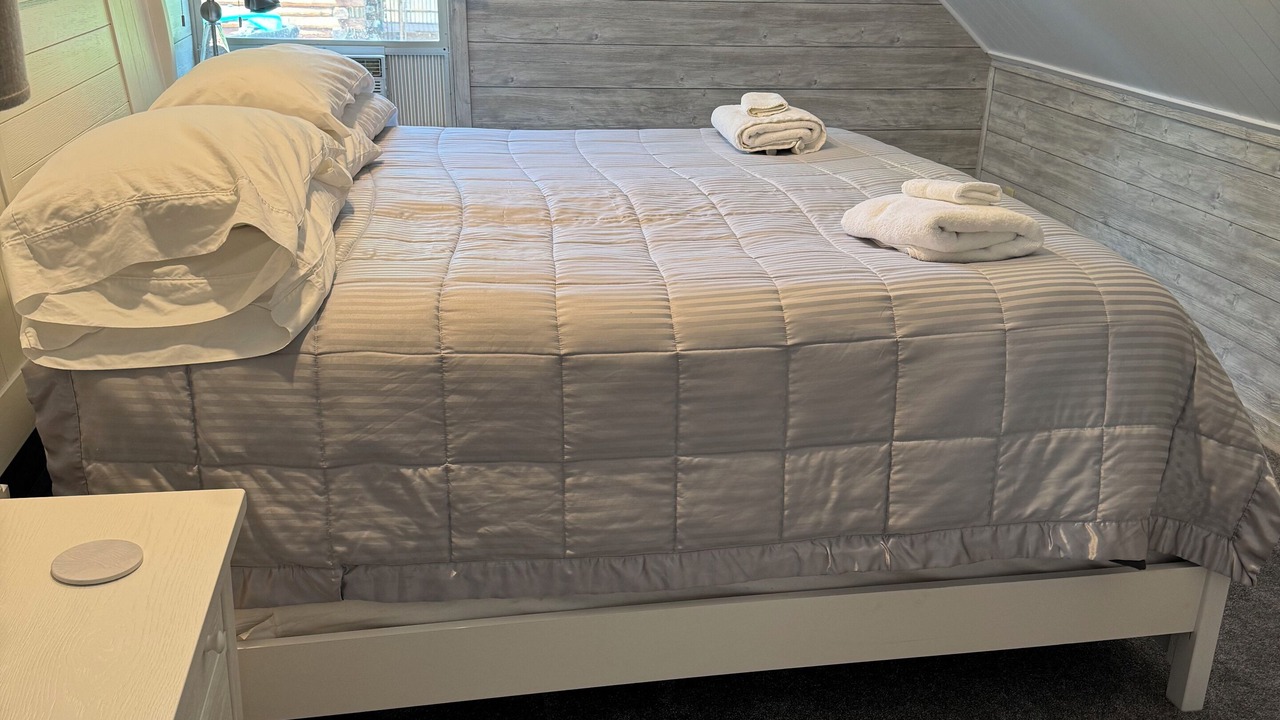 Photo of Bedroom in Arkdale