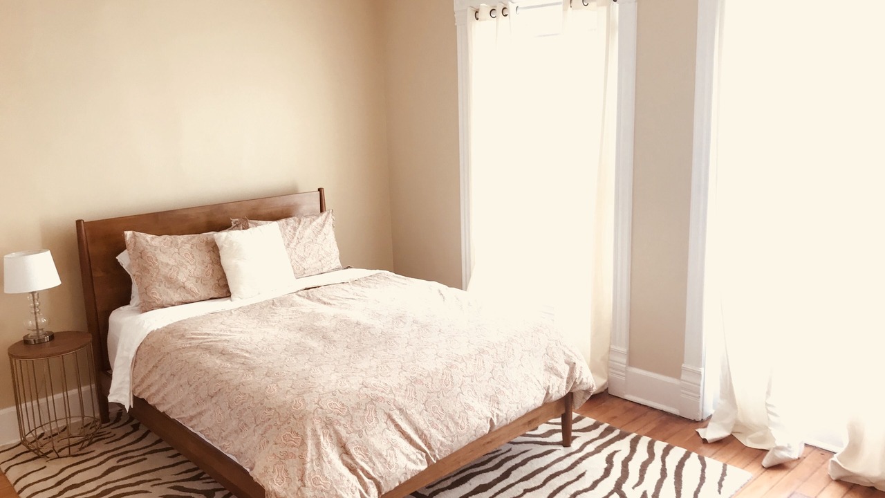 Photo of Bedroom in Sheffield Neighbors