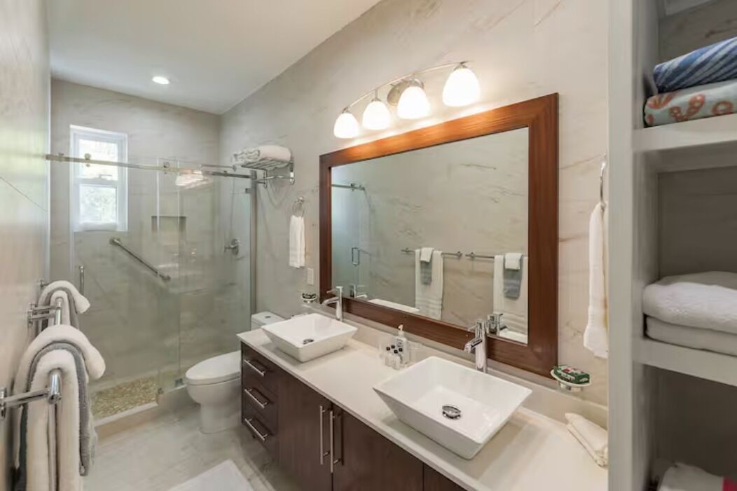 Photo of Bathroom in Long Bay