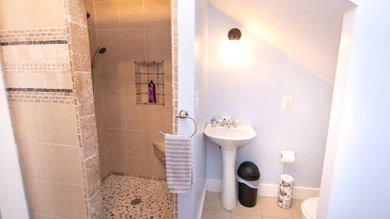 Photo of Bathroom in Treme