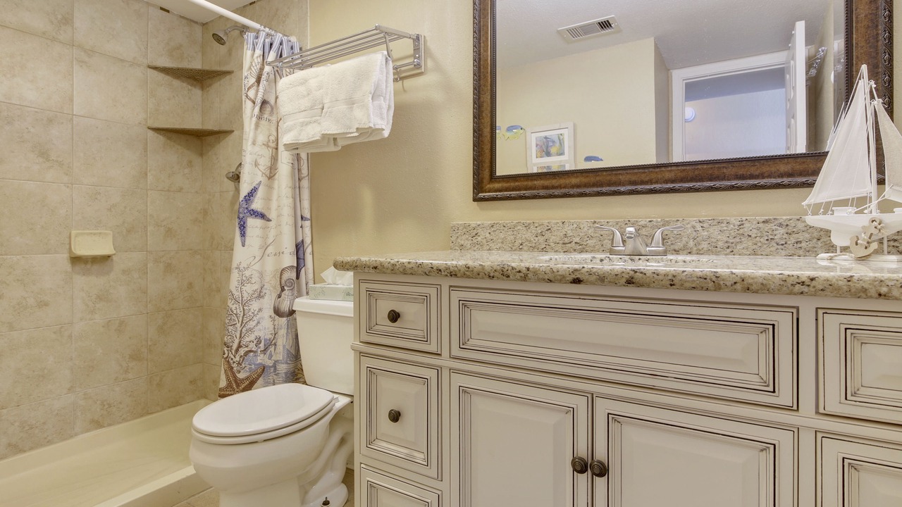 Photo of Bathroom in Galveston
