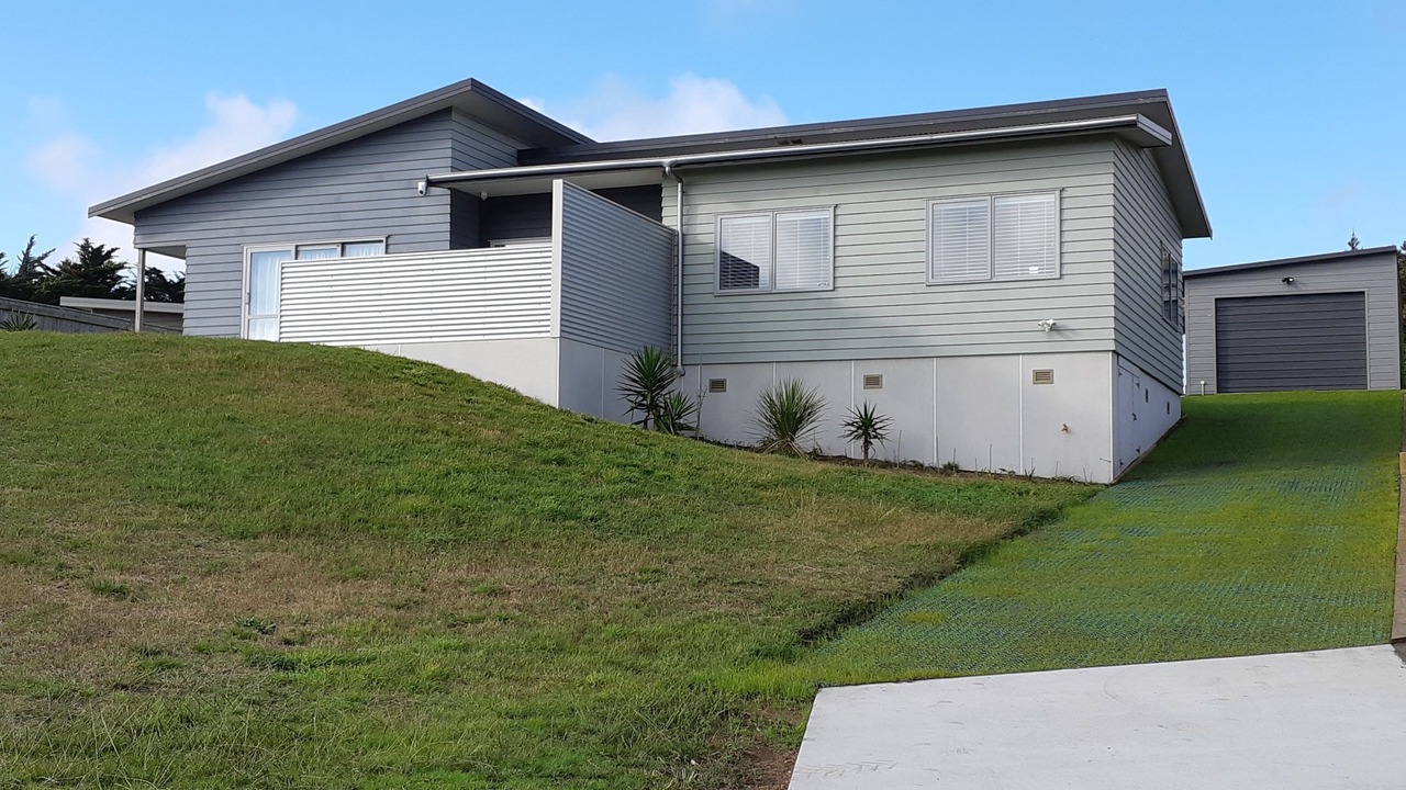 Photo of Others in Waitarere Beach