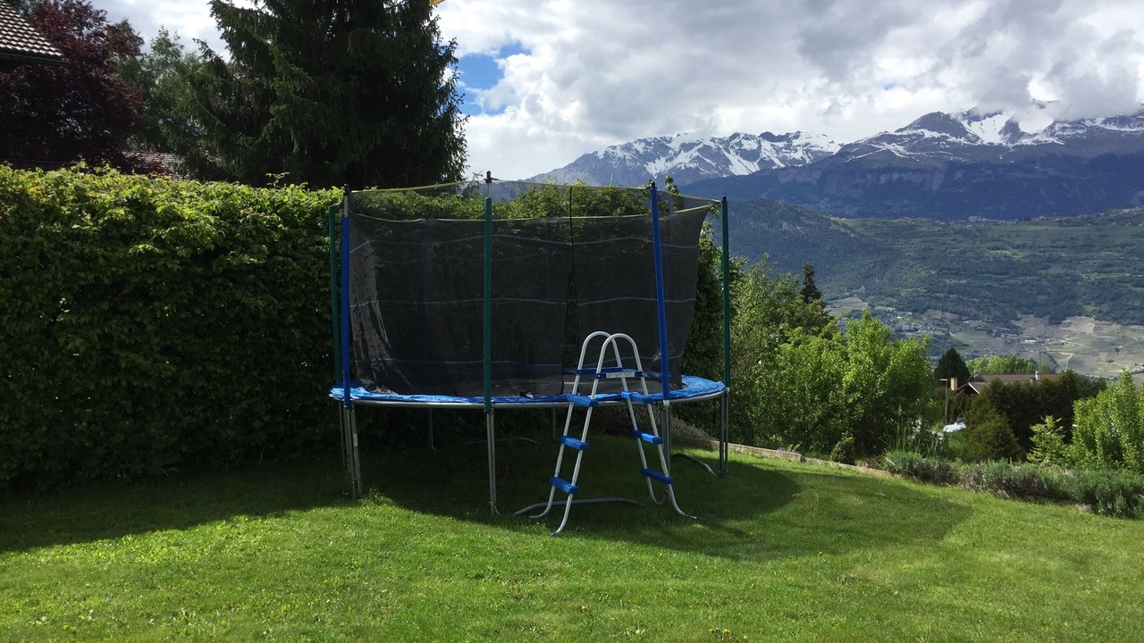 Photo of Outdoor in Grone