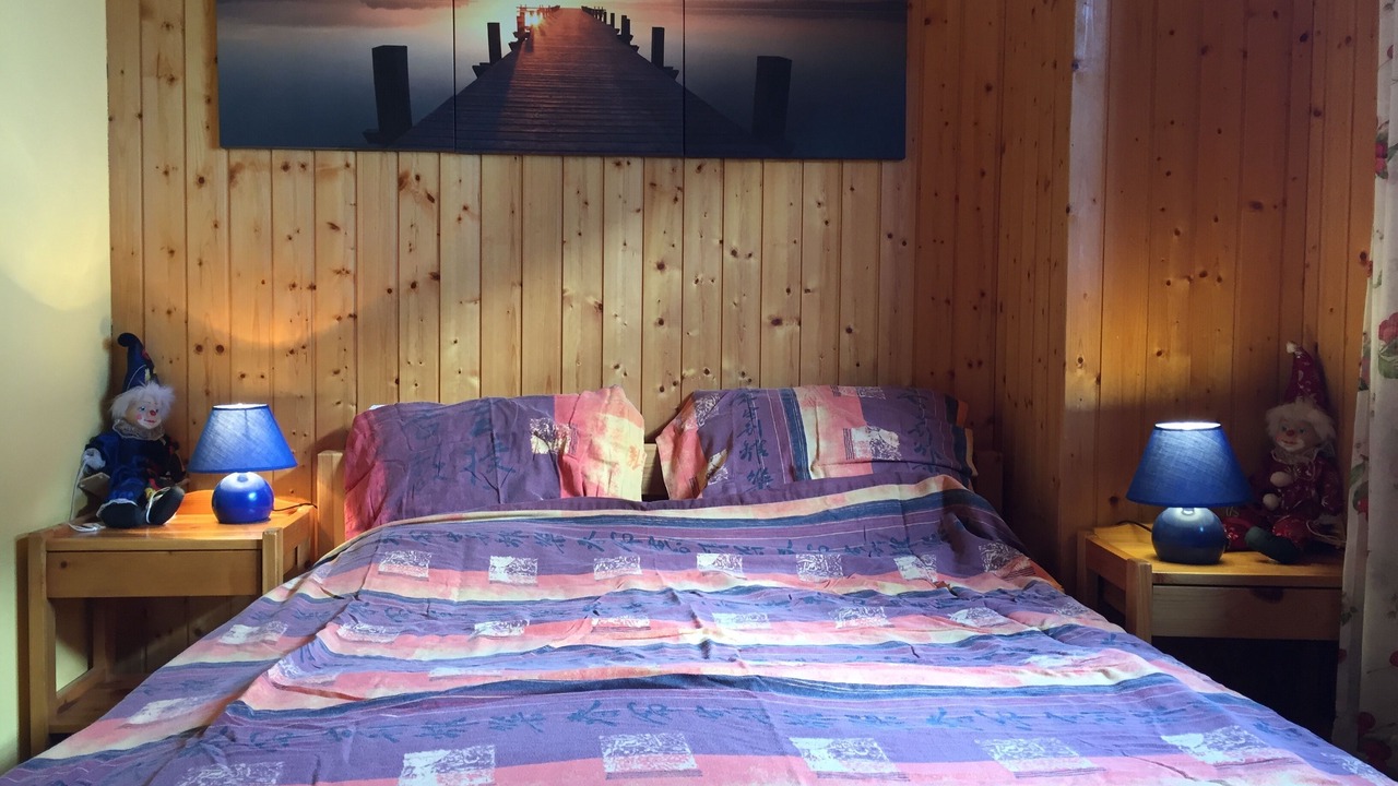 Photo of Bedroom in Grone
