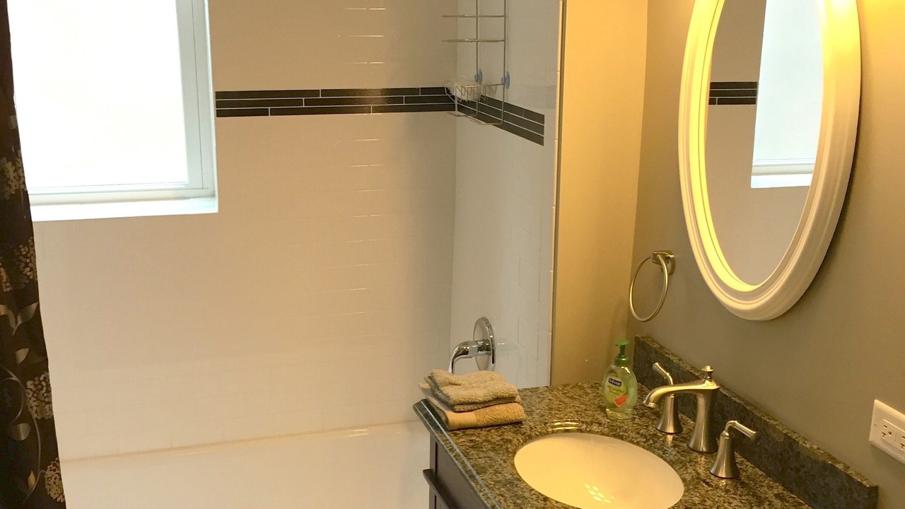 Photo of Bathroom in Wrigleyville