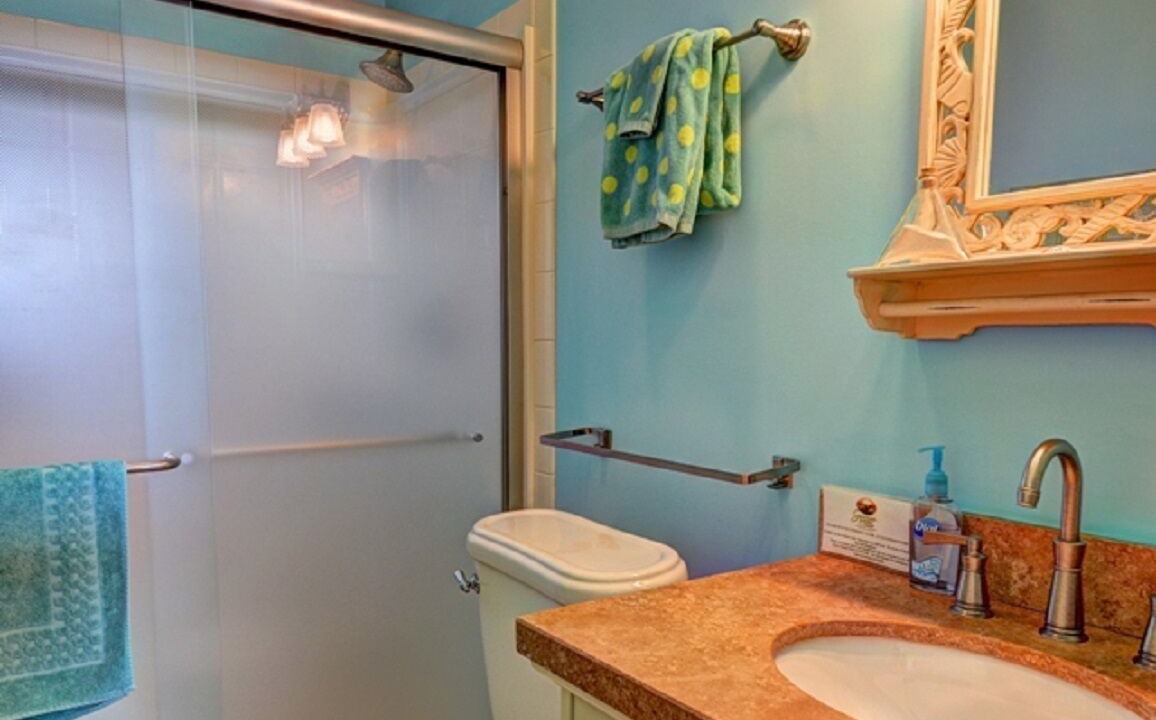 Photo of Bathroom in Savannah Sound