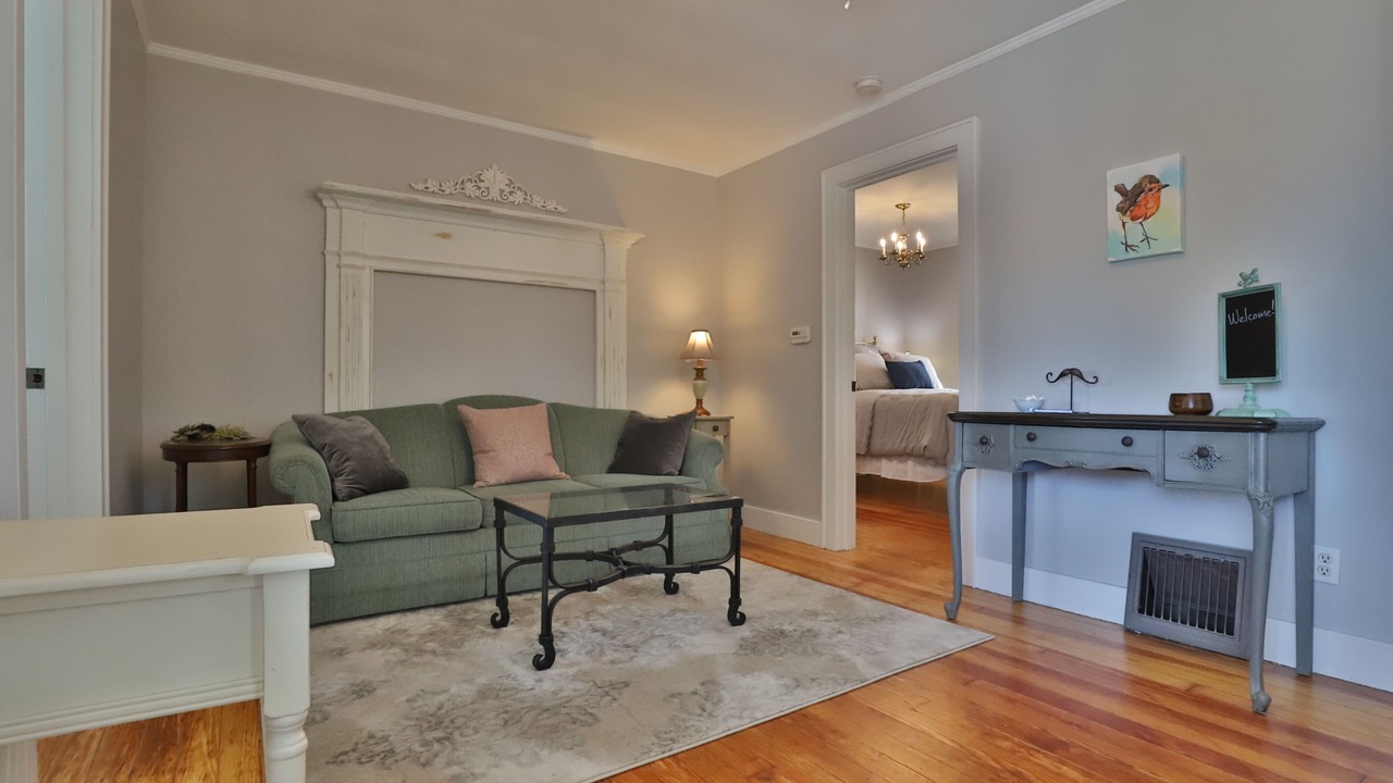 Photo of Livingroom in Peoria Heights