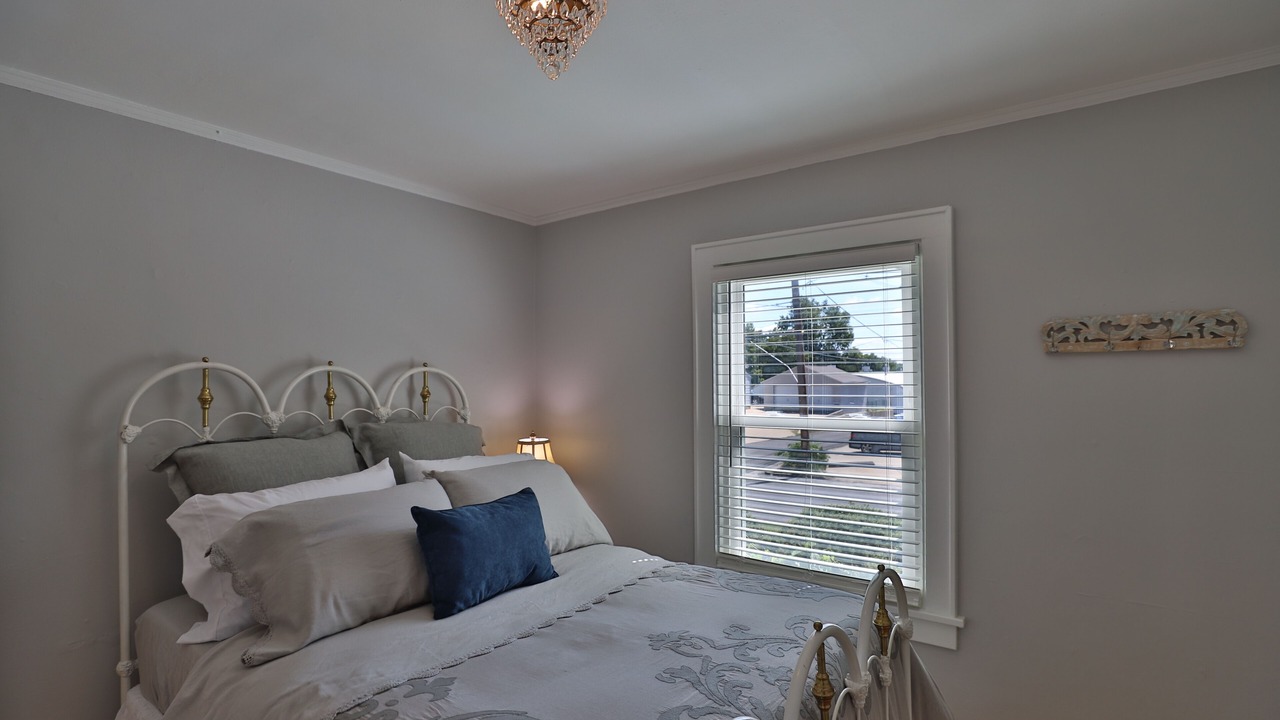Photo of Bedroom in Peoria Heights