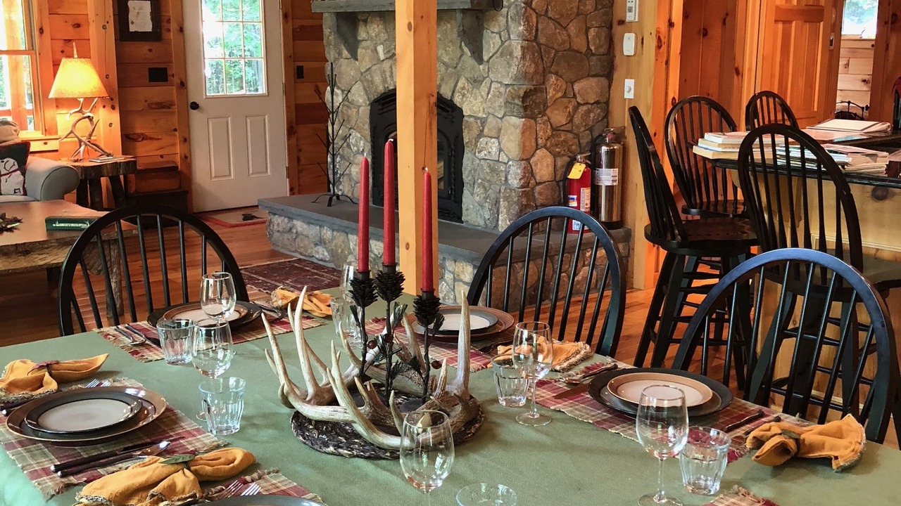 Photo of Bedroom in Campton Hollow