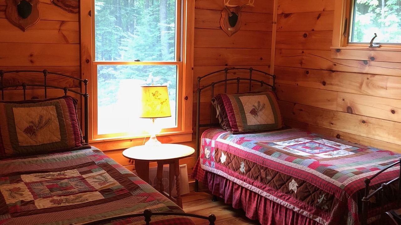 Photo of Bedroom in Campton Hollow