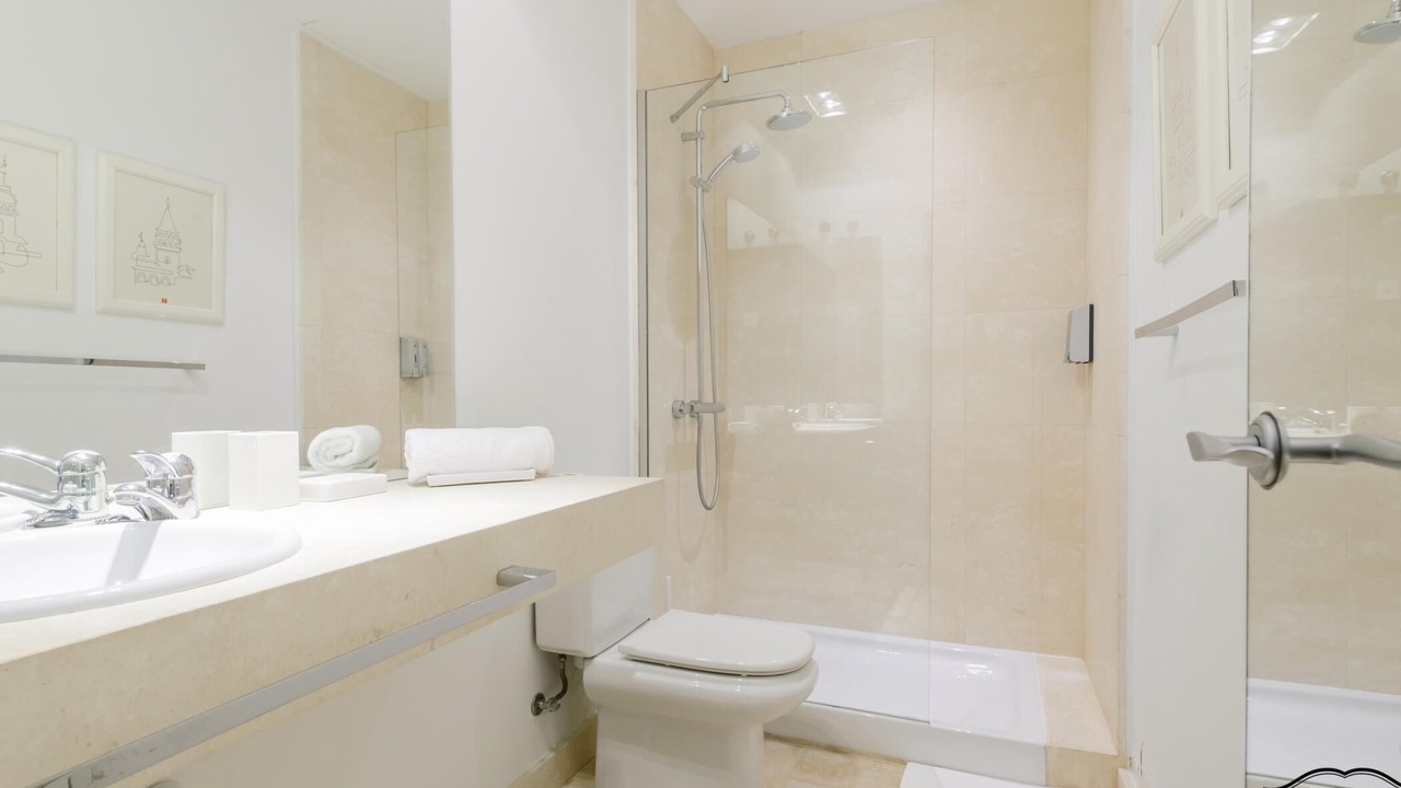Photo of Bathroom in Cortes
