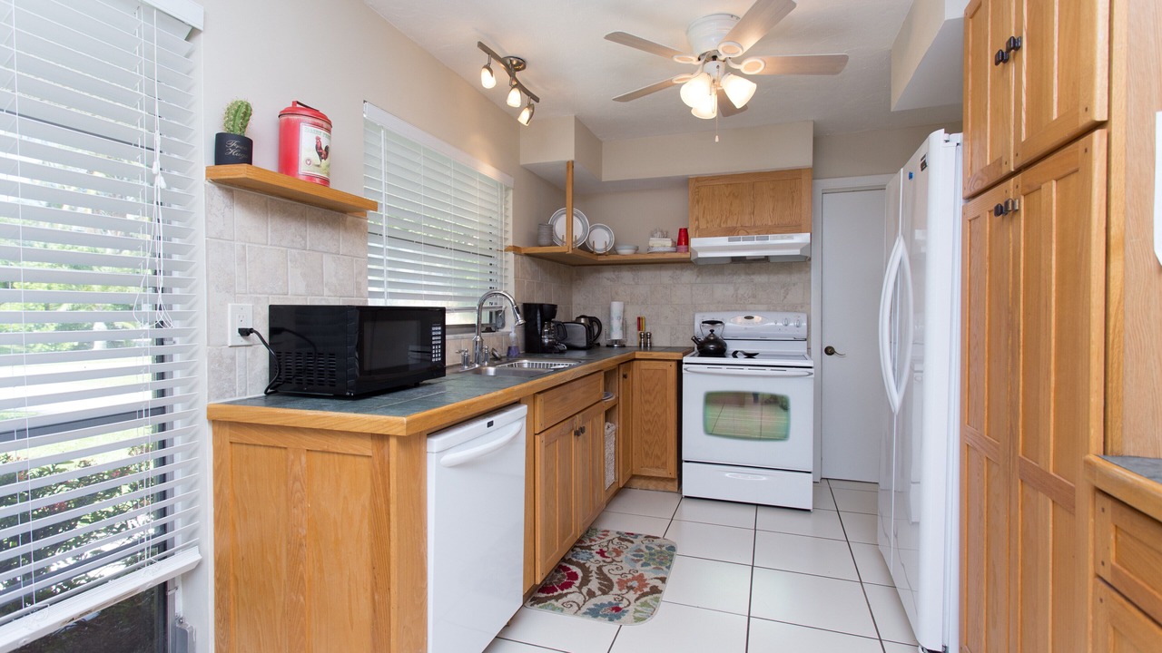 Photo of Kitchen in Yacht Club