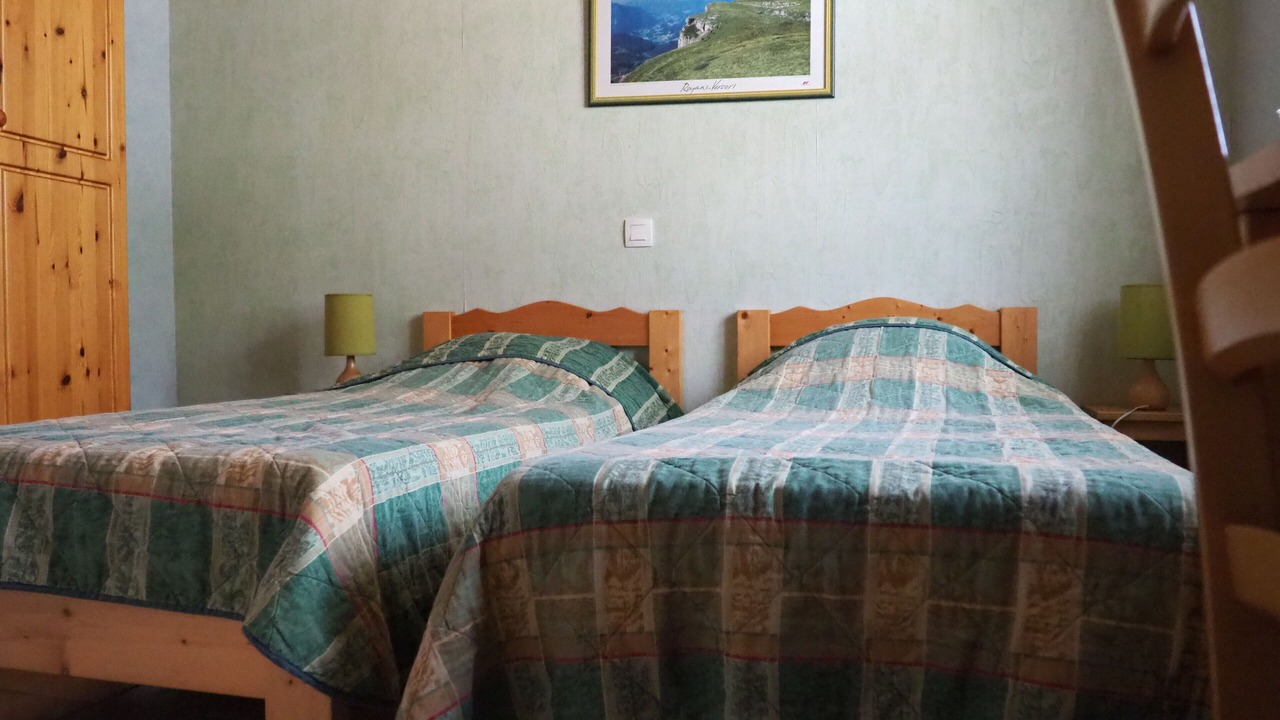 Photo of Bedroom in Chantemerle-les-Bles