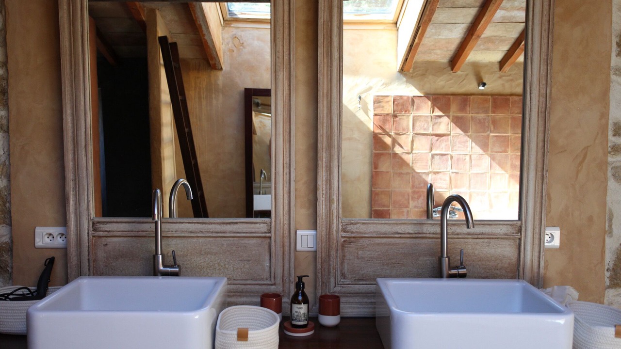 Photo of Bathroom in Beaumes-de-Venise