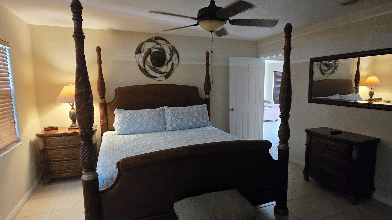 Photo of Bedroom in Yacht Club