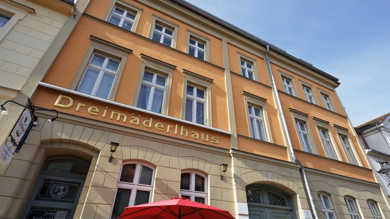 Photo of Outdoor in Dutch Quarter