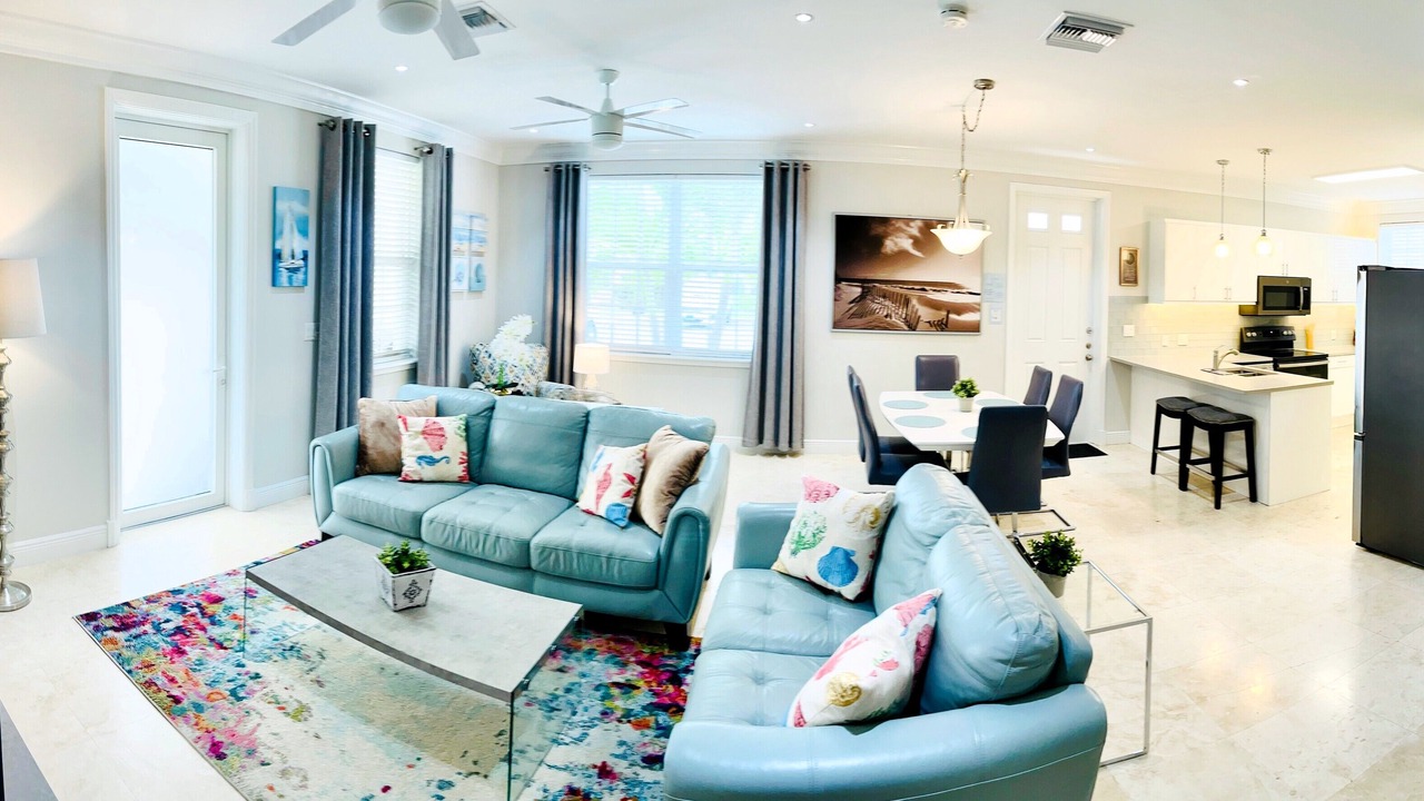 Photo of Livingroom in Palm Cay