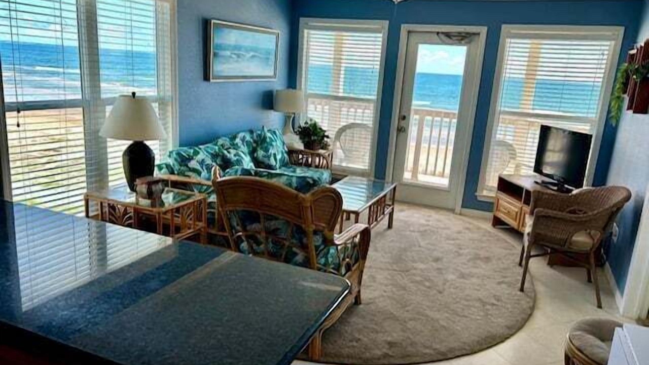 Photo of Livingroom in Galveston