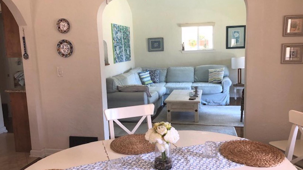 Photo of Livingroom in Belmont Shore