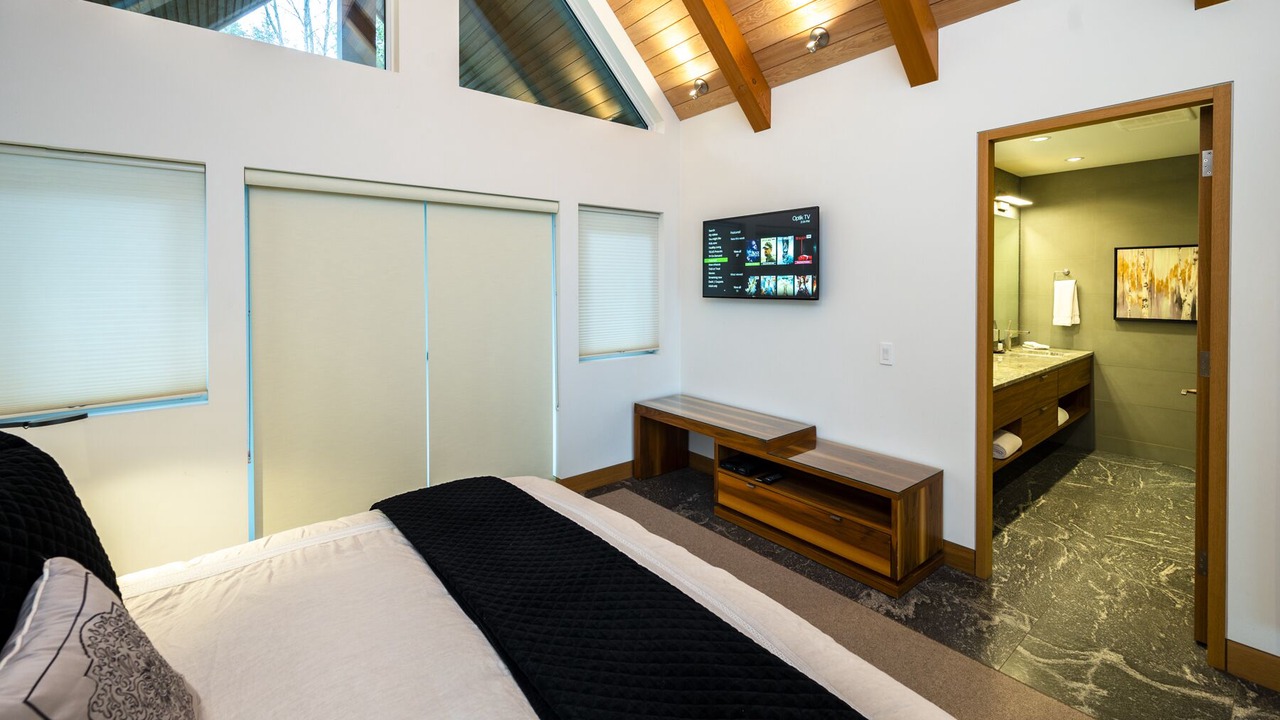 Photo of Bedroom in Upper Village