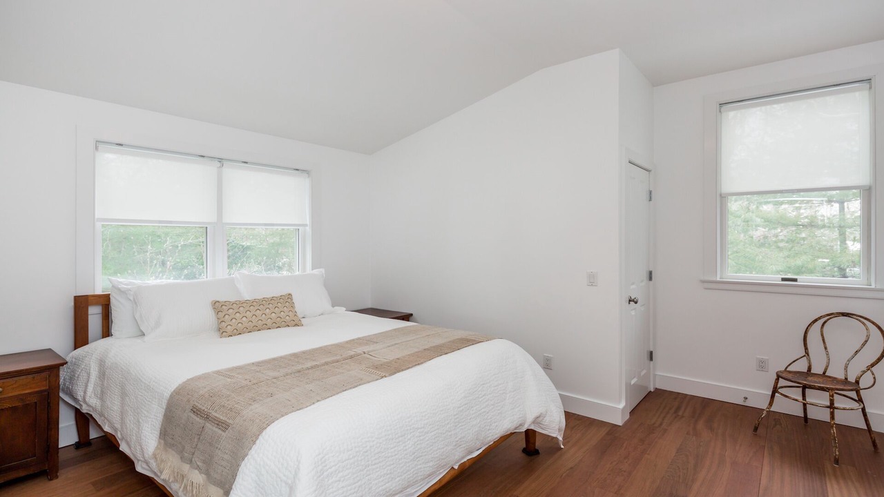 Photo of Bedroom in East Hampton North