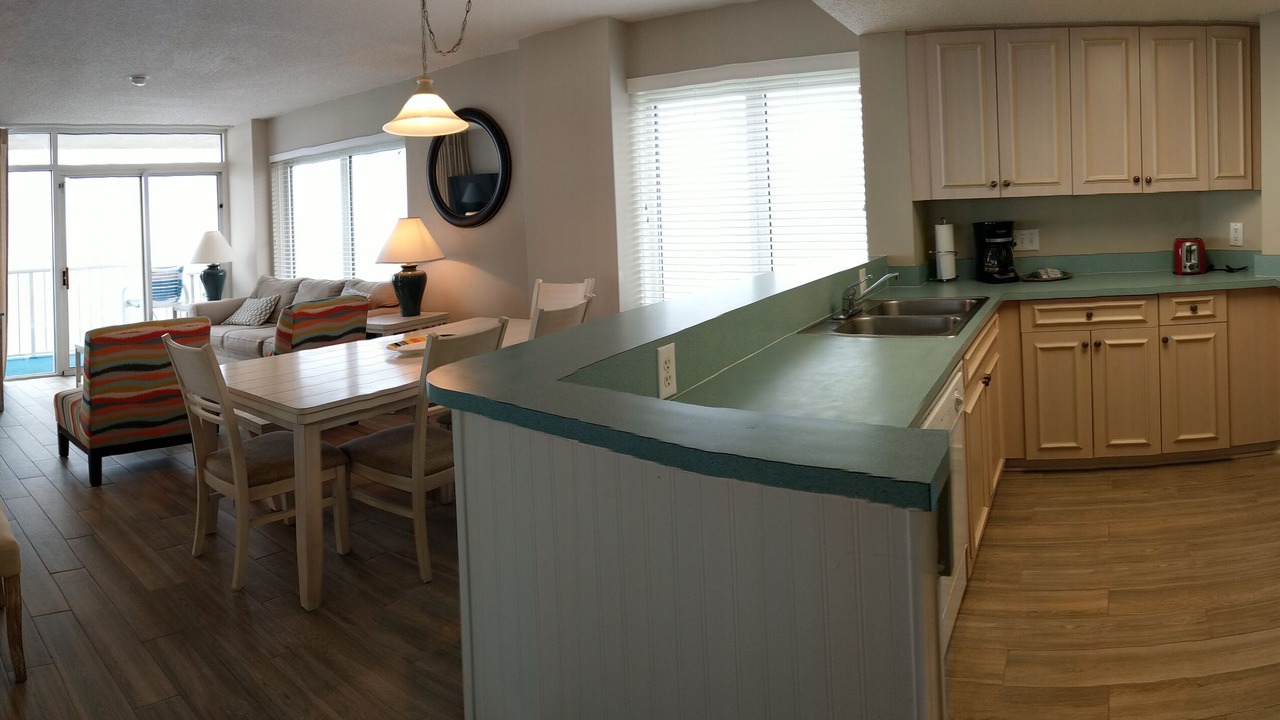 Photo of Kitchen in Arcadian Shores