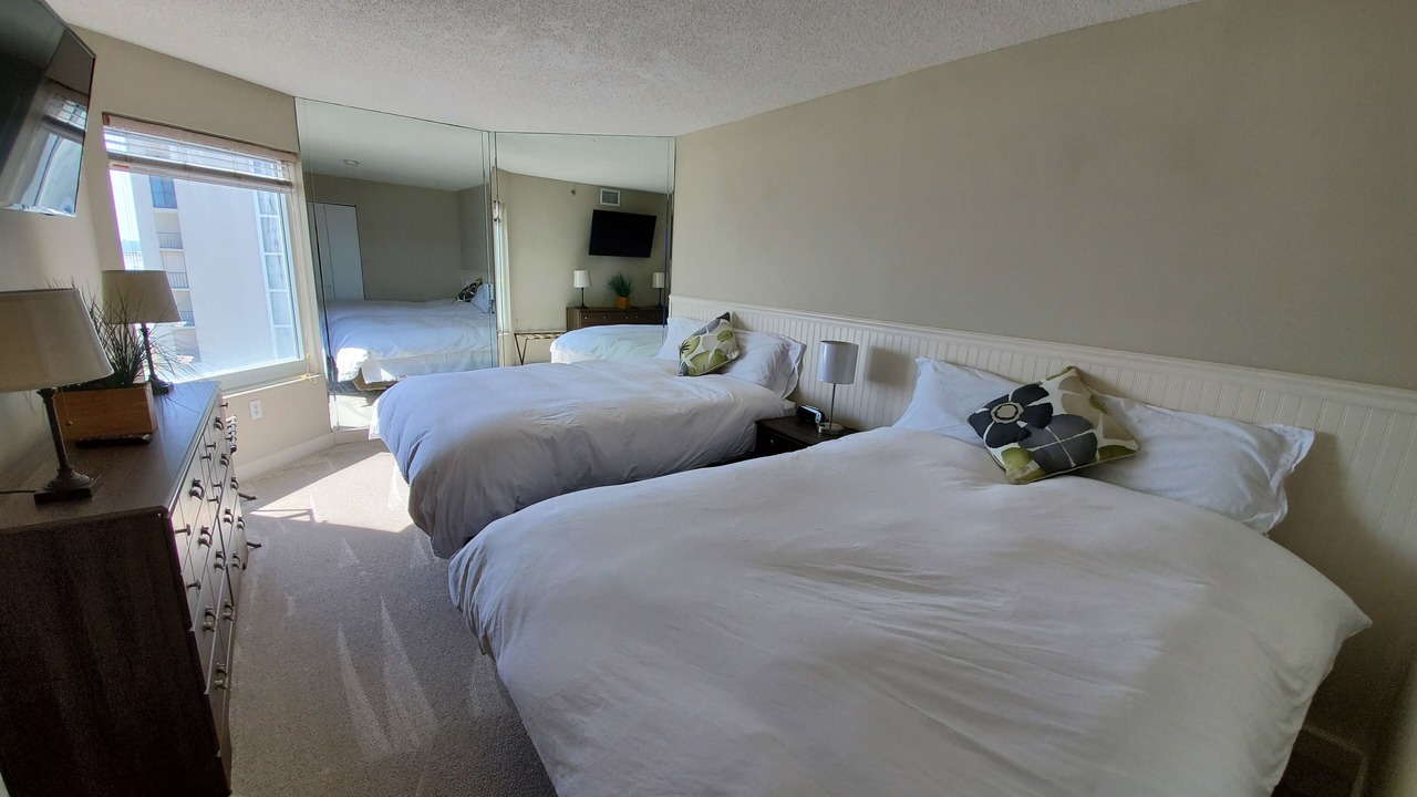 Photo of Bedroom in Arcadian Shores