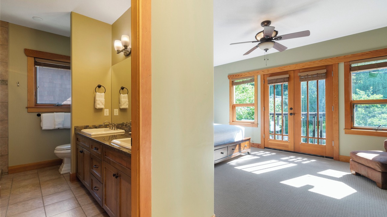 Photo of Bedroom in Blind Bay