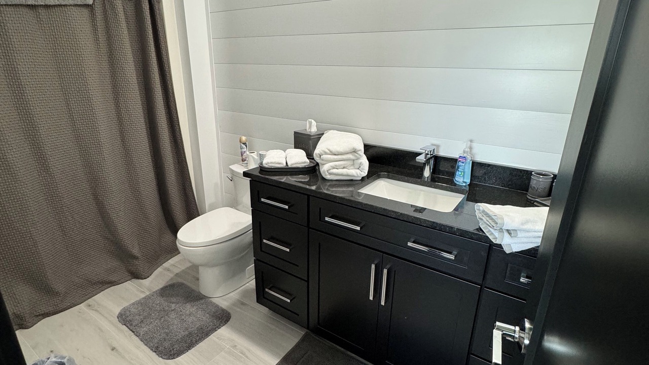 Photo of Bathroom in Arkdale