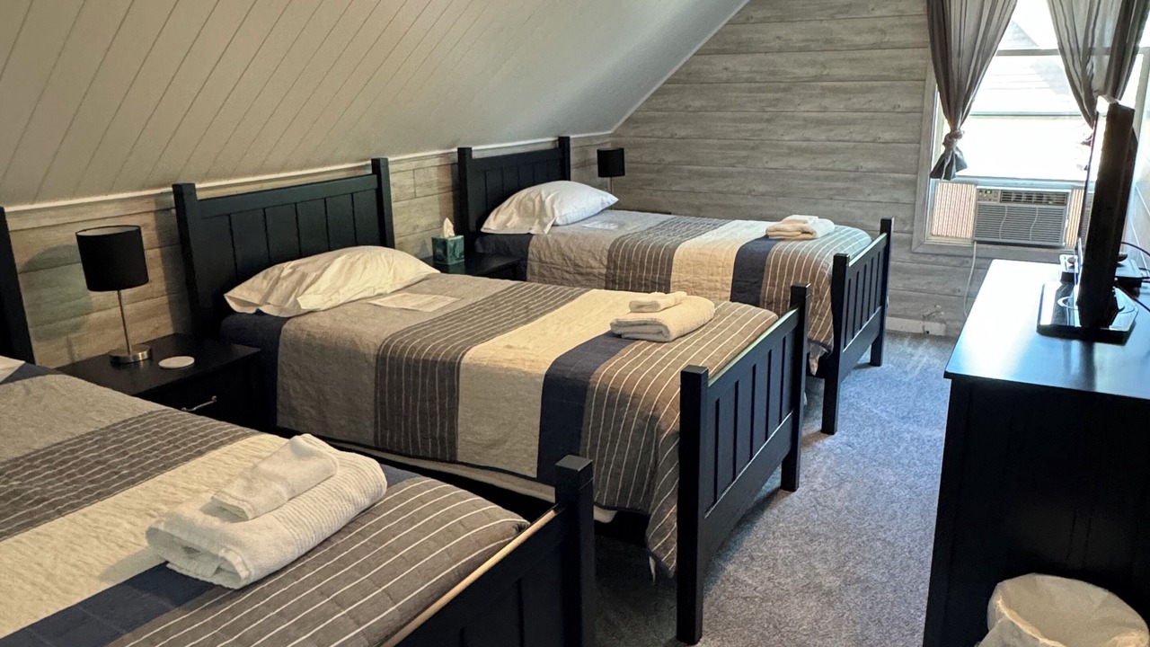 Photo of Bedroom in Arkdale