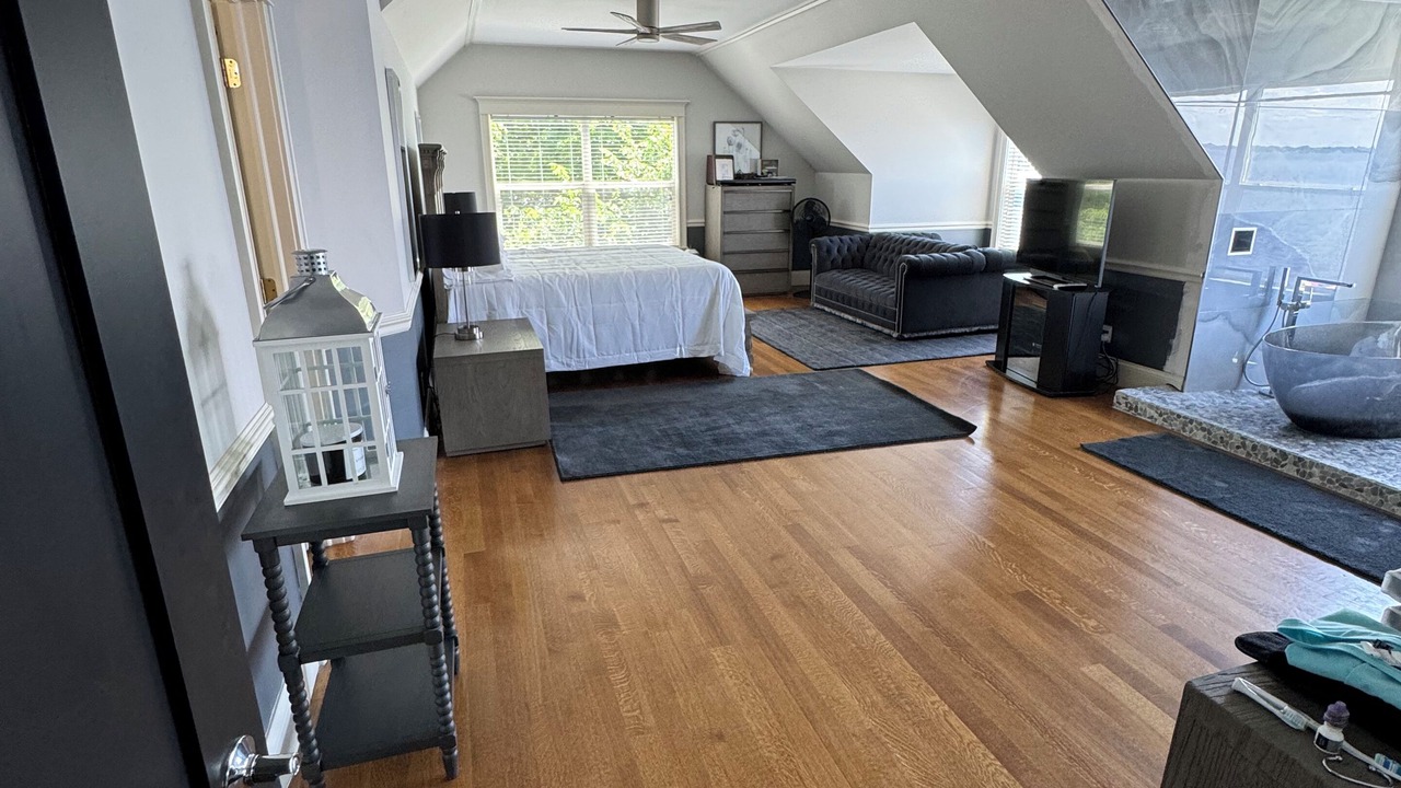 Photo of Bedroom in Arkdale