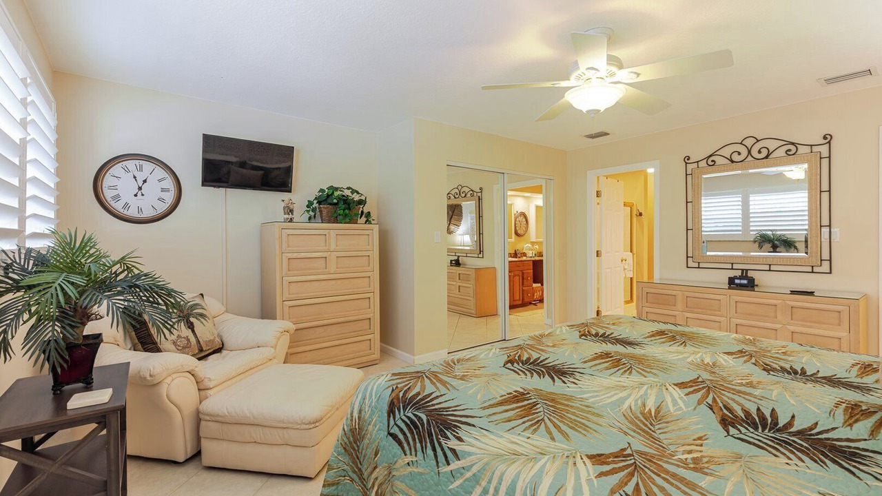 Photo of Bedroom in Key Colony Beach